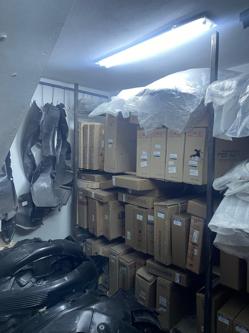 مخازن الشاملة